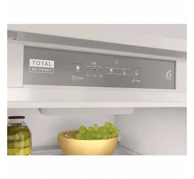 Холодильник  WHIRLPOOL WHC18T311